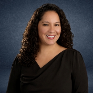 Annette De Los Santos, photo from Envoy Mortgage