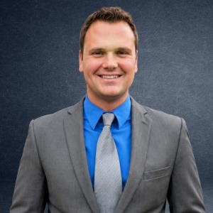 Peter Cowie